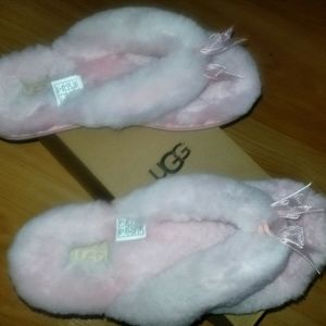 Ugg Fluff Flip Flop/Slippers